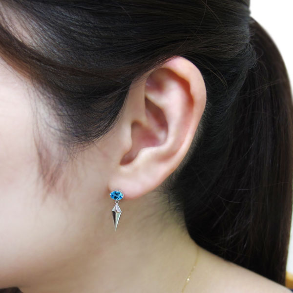 K18 オーバルピアス ブルートパーズ スタッドピアス