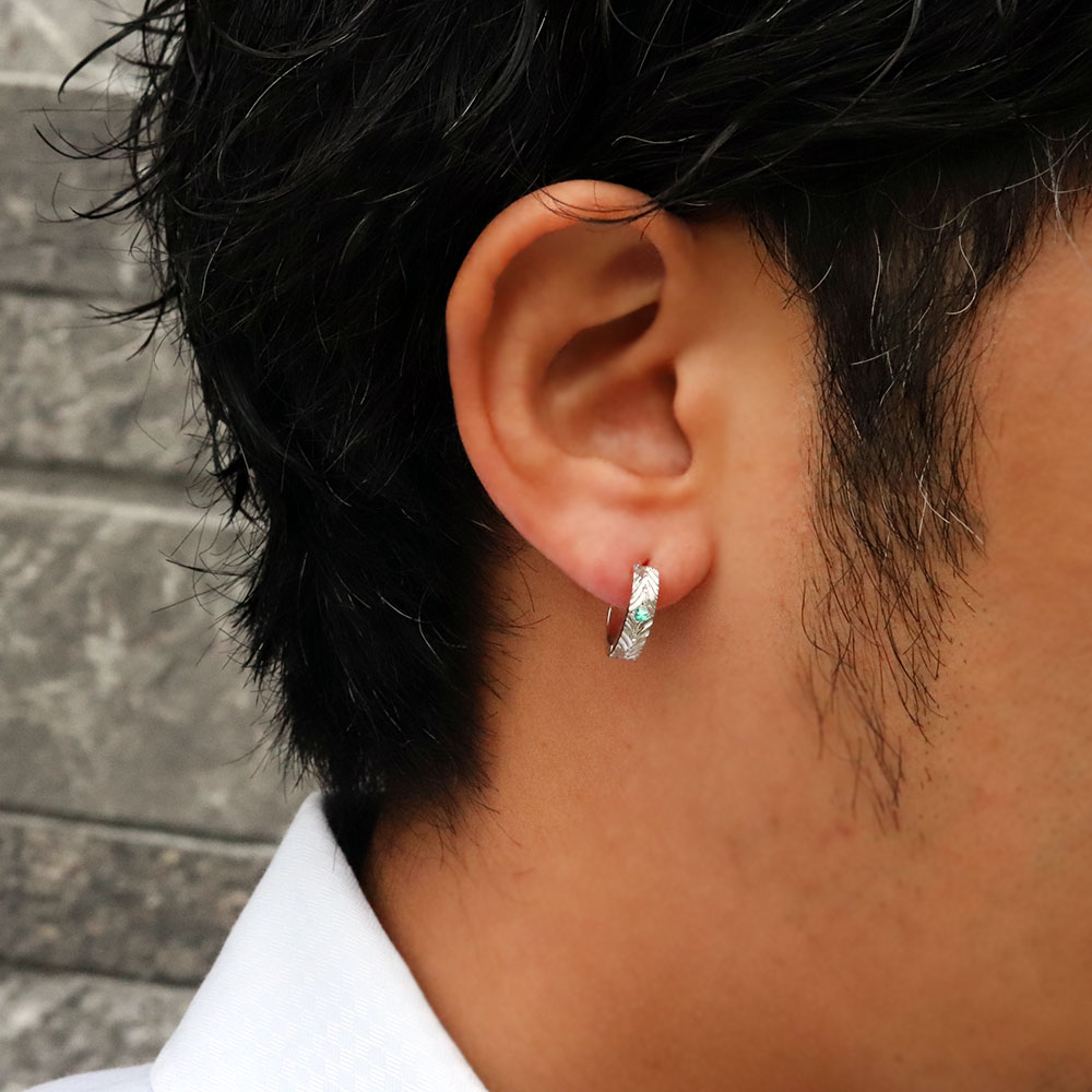 フープピアス 片耳 メンズ 10金 10k ピアス フープ 中折れ エメラルド 誕生石 5月 ...