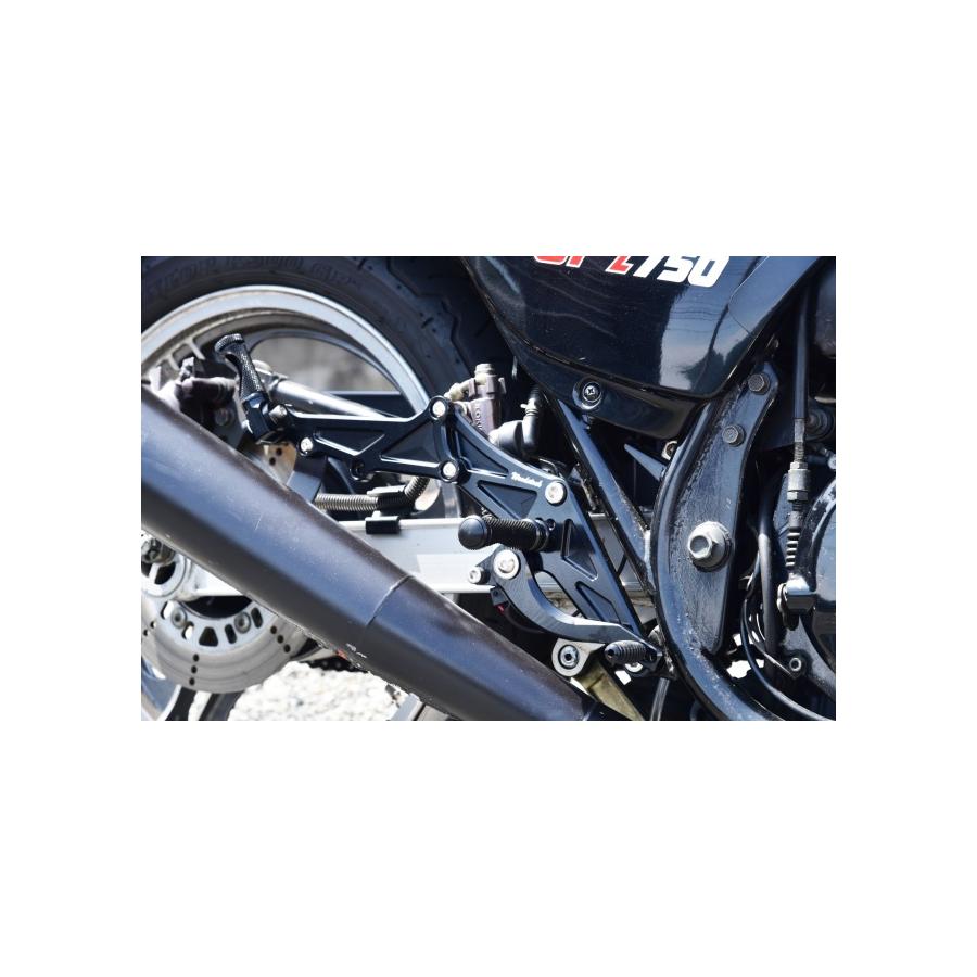 WOODSTOCK (ウッドストック) タンデム仕様ステップキット オールブラック GPz750F WBS-K45-TB