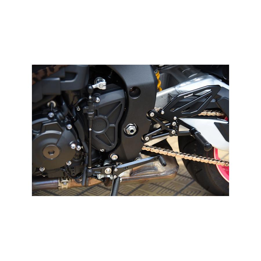 メーカー名：ウッドストックメーカー品番：WBS-Y14-BBポジション：5P 35mmBack/50mmmUp 42.5mmBack/57.5mUp 50mmBack/50mmUp 35mmBack/65mmUp 50mmBack/65mmUp　逆チェンジ：可　ブレーキスイッチ：純正を御使用頂けます。販売備考：キャンセル不可商品です。適合情報：ヤマハ[YAMAHA] MT-10 ポジション：5移動量[UP/BACK]：［UP／BACK］ 50/35 57.5/42.5 50/50 65/35 65/50シフトパターン[正逆チェンジ]：逆チェンジ：可色[カラー]：オールブラック2020/02/14メーカーサイトより転載　（情報はメーカーにて更新されている場合があります）ポジション：5P35mmBack/50mmmUp42.5mmBack/57.5mUp50mmBack/50mmUp35mmBack/65mmUp50mmBack/65mmUp逆チェンジ：逆チェンジ可カラー：Allブラックマシンを思いのままに、自由に操る。その為に、最も重要なポイントは「ポジション」にあるとウッドストックは考えます。当製品を含めすべて、実際にまたがり何度もポジションを確認して商品化されております。全日本選手権など数々のロードレースの実践を通じて磨かれた操作性の高さをぜひご体感ください。