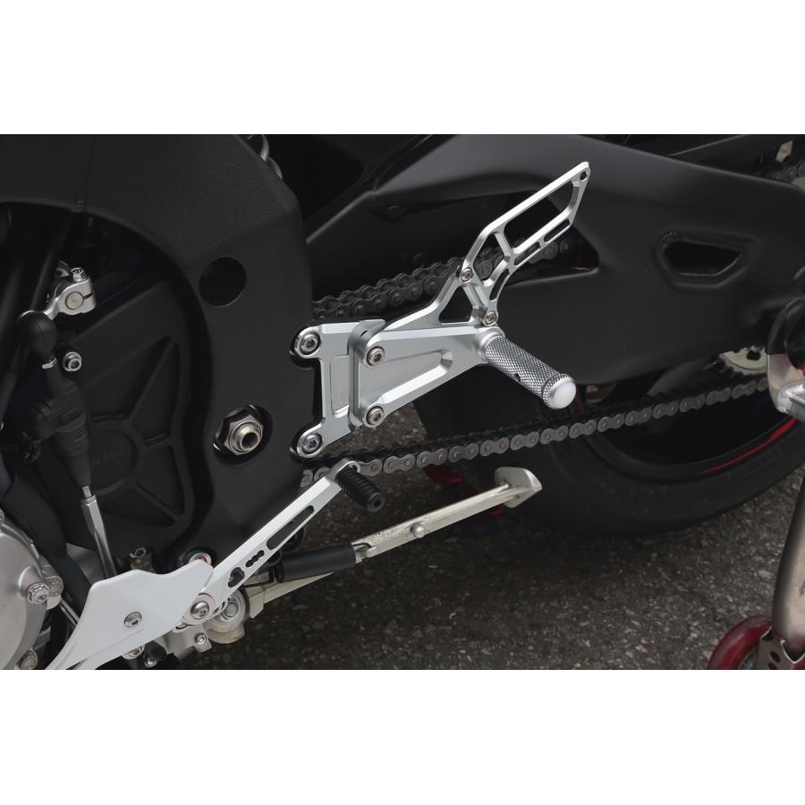 Kファクトリー (ケイファクトリー) ライディングステップ メタリックシルバー YZF-R1 349MZBR104N