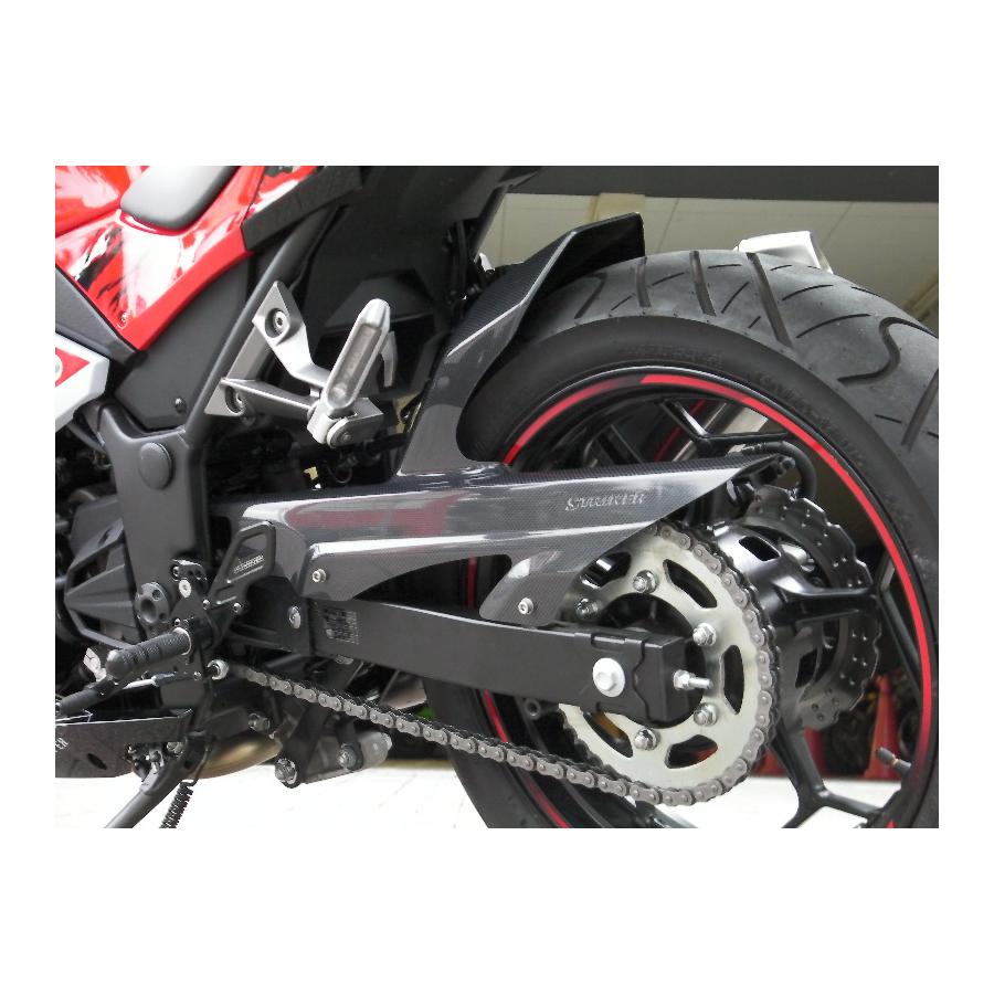STRIKER(ストライカー) エアロデザイン リヤフェンダー リアフェンダー ノーマルスイングアーム用 カーボン Ninja250R[ニンジャ](ABS) SAD-RF117C-A