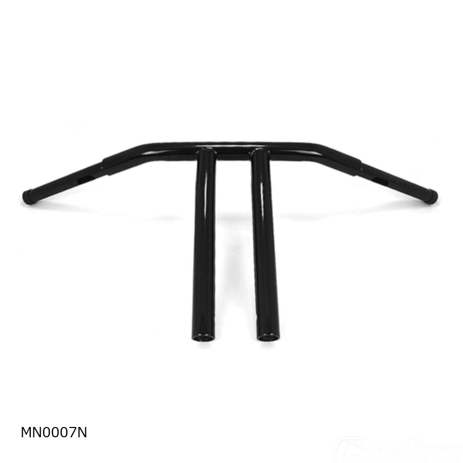 メーカー名：プーチメーカー品番：MN0007Nこのハンドルバーは鉄でできており、時間の経過による腐食を防ぐためにテクスチャードブラックで仕上げられています。高さが25.4センチメートル(10インチ)増加し、グリップの直径は25ミリメートル(1インチ)です。販売備考：＊取り寄せ品の為、キャンセル不可です。車体寸法が変わりますので、車検に適合しない場合があります。2023/01/10メーカーサイトより転載　（情報はメーカーにて更新されている場合があります）※ご注意ください※・車両により、付属のボルトが適合しない場合がございます・ポジションが変わりますので、各部の調整が必要になる場合がございます