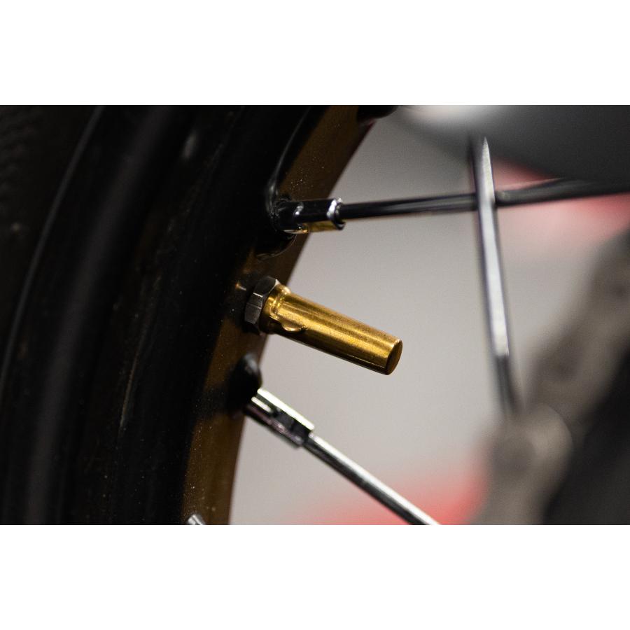 Motone(モートーン) エアバルブキャップ BALLISTA ブラス T100/T120 SpeedTwin900 ...