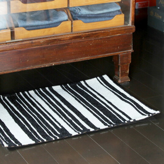 ORGANIC HAND DRAWING RUG_STRIPE 50×70無作為に描かれたストライプラインのデザインを落とし込んだラグオーガニック・コットン玄関マットキッチンマットインテリア