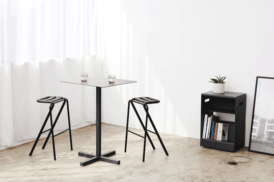 DUENDE SOLID STEEL HIGH DINER TABLE SQUARE ソリッドスチールハイダイナーテーブル スクエア 現代の..