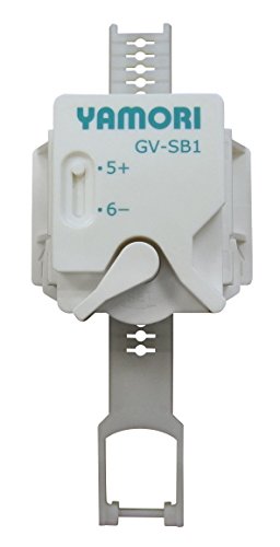 ・ GV-SB1・地震時の「通電火災」防止用感震ブレーカーアダプター(電池不要)・全方位感震センサーによりどの方向の揺れにも確実に反応し、バネの強い力によりブレーカーをOFFに・様々なタイプのブレーカーに取り付け可能(レバー埋込型にも対応)・接着技術のノウハウを駆使した工業用接着材を使用し、分電盤に強力に取り付け・簡単な取り付けと取り外しが可能*商品構成:本体、台座、バンド *素材:ABS/PCアロイ、POM、ステンレス材、アクリル系接着材 *寸法:幅66mm×高さ145mm×奥行55mm *外観:ホワイト *重量:70g *使用環境:-20℃~40℃ *耐久性:10年