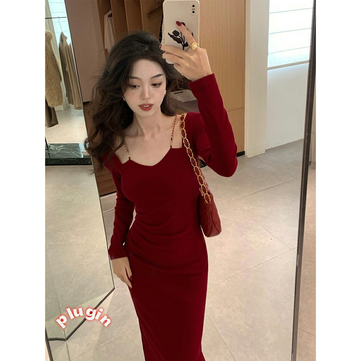 純欲風フランスチェーン角襟長袖ワンピース女性秋冬新作レトロガードル痩せお尻ロングスカート秋送料無料