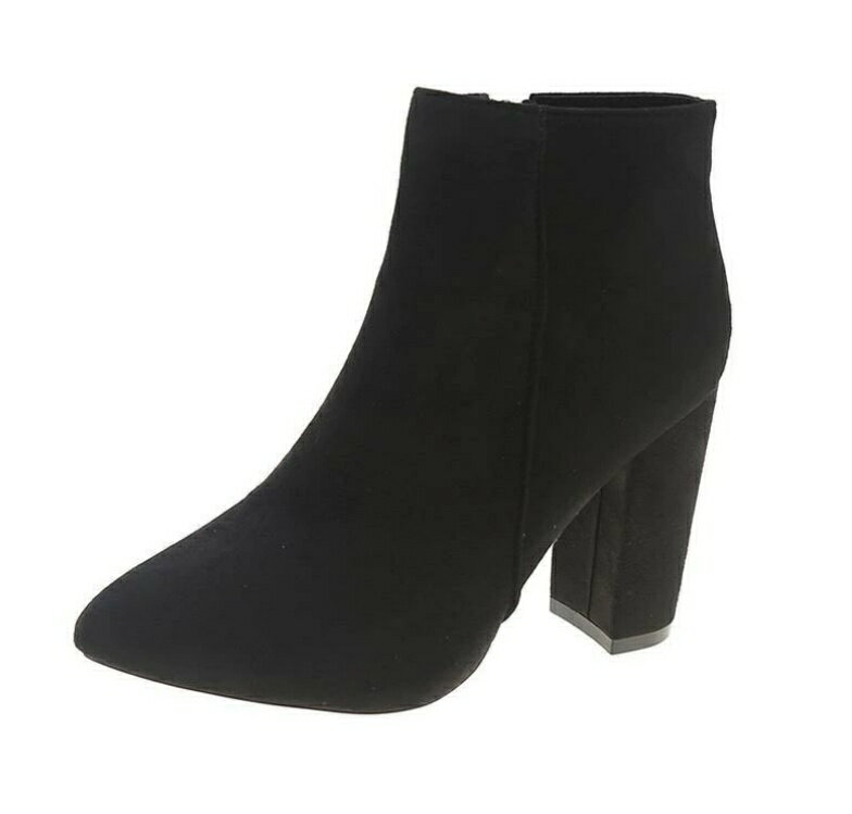 表地：ヌバック & マットレザーメイン素材：ゴムメイン素材：甲材: ヌバック　ソール素材または裏地: ゴム　留め具の種類: サイドジップ　ヒールの高さ: 10 centimeters cm太めヒールでしっかりと支えてくれるので、旅行などで長...