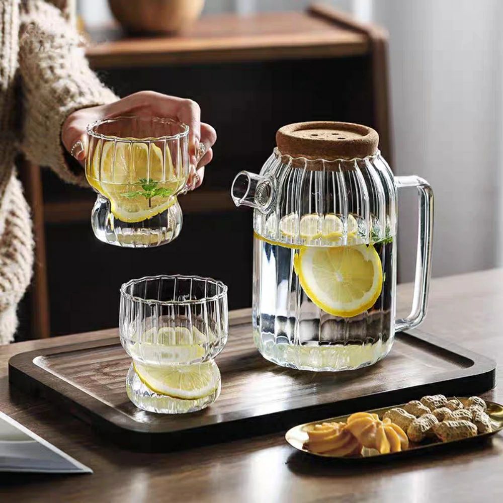 耐熱ガラスポット＆コップ2個OR4個セット コルク蓋つき ポット 食洗機対応 おしゃれ シンプル 北欧 ギフト ピッチャー 冷水筒 耐熱 耐冷 水差し 麦茶 ミルク ジュース 紅茶 550ml 1000ml 1800ml 300ml