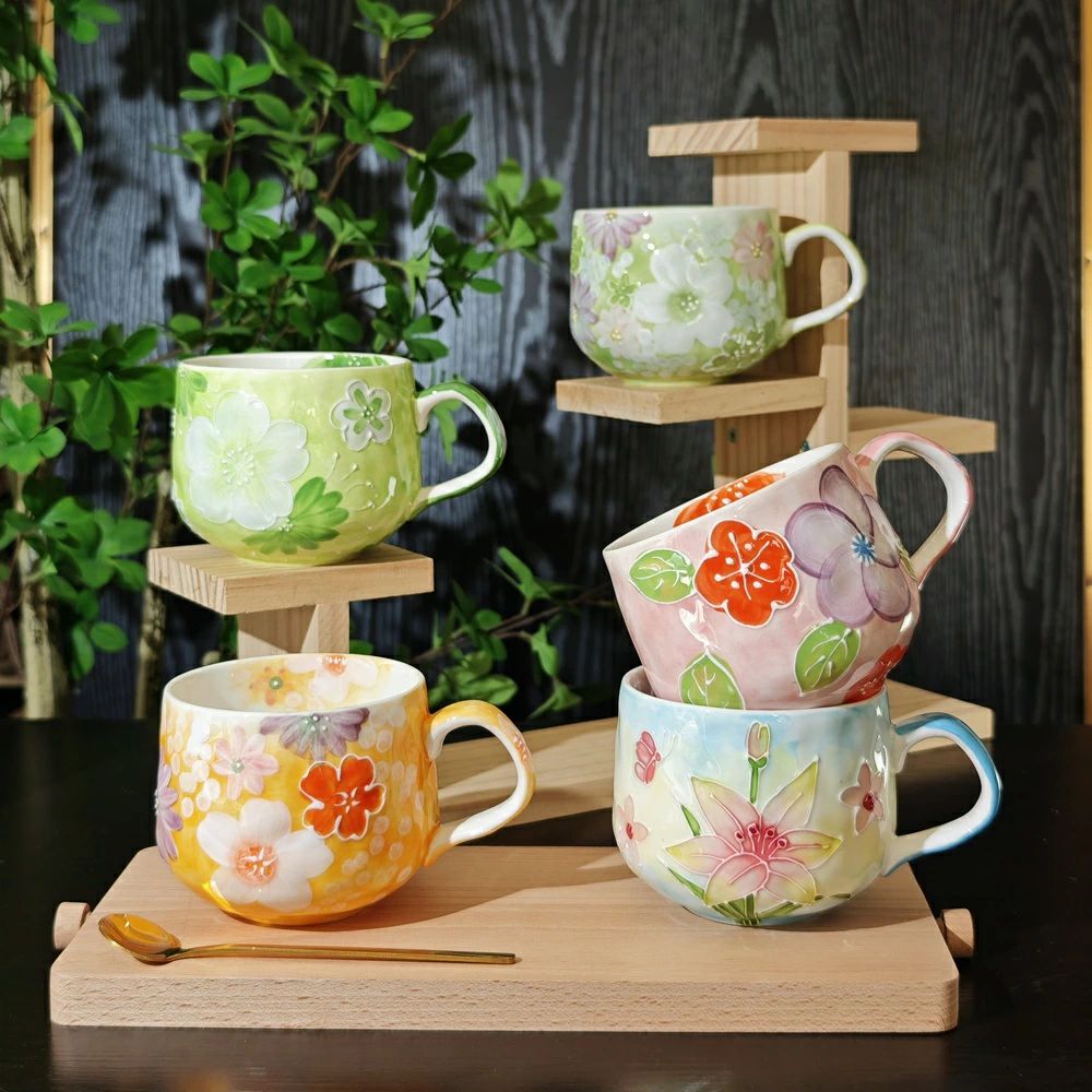 母の日プレゼント 化粧箱付きマグカップ 高級 手描き 手作りレーリフ 手書き 絵付けカップ 丸型　520ml