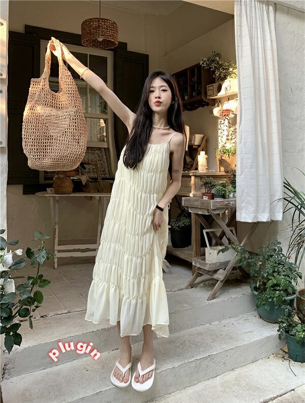 リゾートワンピース 大人可愛い 夏 ロングワンピース 花付き リゾートワンピ キャミソール マキシワンピース ハワイ ハワイアン 沖縄 体型カバー 結婚式 七五三 成人式 卒業式 入学式 Aライン 春夏おうち 無地 マキシ丈 おしゃれ 韓国 ベージュ dd034l9l9m4