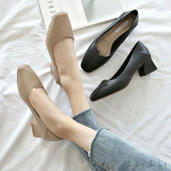 【送料無料】女性らしい足元を演出するスクエアトゥチャンキーヒールパンプス 春 太ヒール カジュアル 歩きやすい 痛くない 通勤 シン