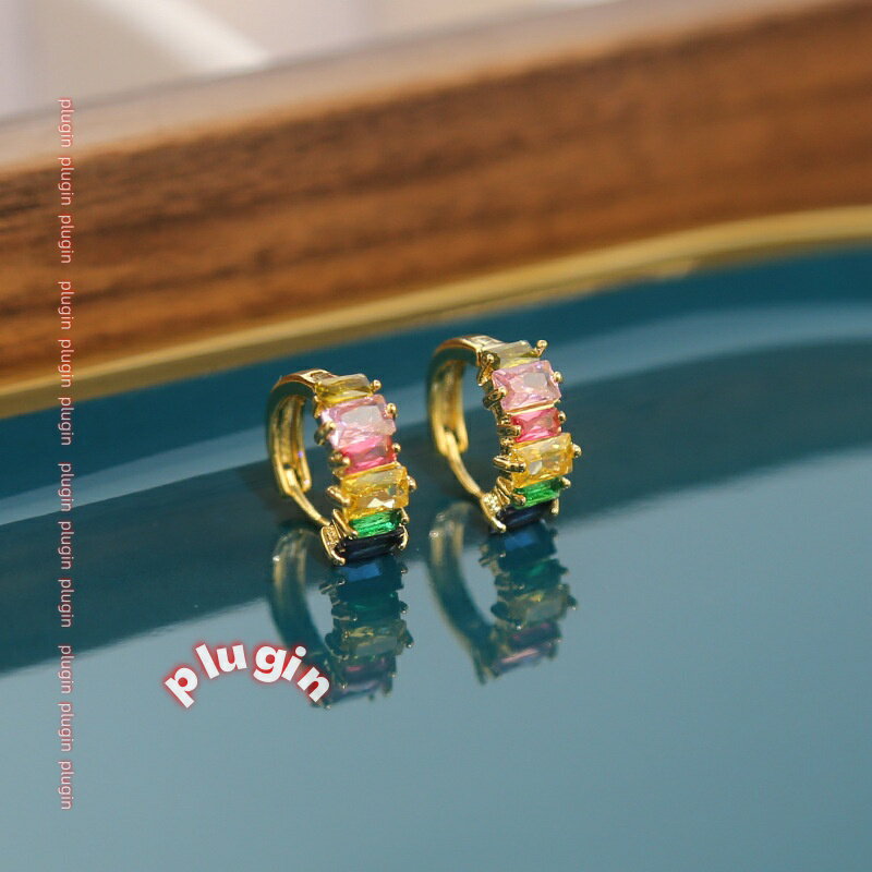 【ポイント3倍】【送料無料】2026年新作人気ピアス カラフルジルコンピアス イヤリング レディース 上質 軽い 高級感 コントラストカラーピアス《