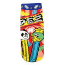 商品名お菓子 ソックス PEZ メニーキャンディ JGS0576商品説明お菓子パッケージシリーズのカジュアルソックスです。 本物さながらのプリントデザインになっていてインパクト大です！ 洒落のわかるお友達への贈り物・プレゼントに喜ばれる事間違いなしです。商品詳細・サイズ：大人用(22〜24cm) ・素材：綿、ポリエステル、ポリウレタンJANコード4580433107744コピーライト(C)＆TM by PEZ AG.2023（雑貨 靴下 くつした ソックス お菓子パッケージ ユニーク 贈り物 ギフト プレゼント 更新日：2023/04/26）お菓子パッケージシリーズのカジュアルソックスです。 お菓子 ソックス PEZ メニーキャンディ JGS0576