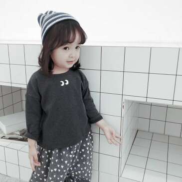 長袖Tシャツ ロンT ラウンドネック プルオーバー 子供用 キッズ トップス 長袖 後ろボタン ドロップショルダー 肩落ち イラスト 目 ユニークデザイン ロンティー トレーナー カジュアル おしゃれ かわいい シンプル 春 秋 冬 男の子 女の子 子供