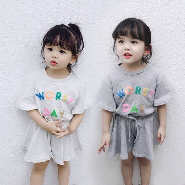 送料無料上下セット 2点セット 半袖Tシャツ ショートパンツ キュロットパンツ 子供用 キッズ セットアップ トップス カットソー ラウンドネック ボトムス フレアパンツ 短パン 半ズボン プリント 英字ロゴ アルファベット プリント 薄手 カジュアル