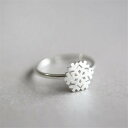 送料無料 指輪 リング レディース アクセサリー シルバーカラー スノーフレーク 雪の結晶 シンプル 細い サイズ調整可能 カジュアル プレゼント ギフト 誕生...