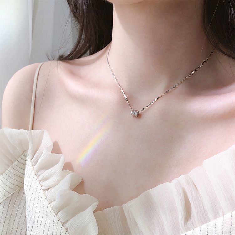 送料無料 ネックレス ペンダント レディース 女性 アクセサリー ファッション小物 チェーン 鎖 筒型 ロンデル 小ぶり 華奢 おしゃれ かわいい おでかけ 通勤 プレゼント ギフト 婦人