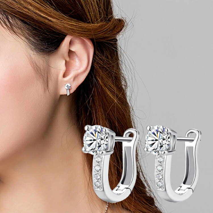 ラインストーンを使ったU字型のおしゃれなフープピアス 【サイズについて】 画像をご参照ください。 【素材について】 合金