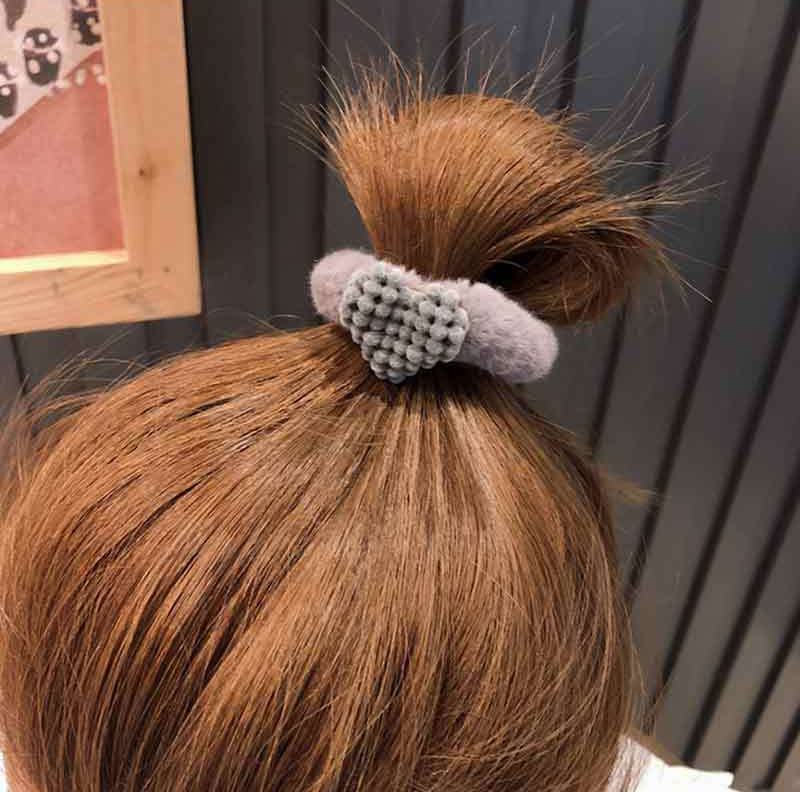送料無料 シュシュ ヘアゴム レディース 大人 ヘアアクセサリー ふわふわ もこもこ...