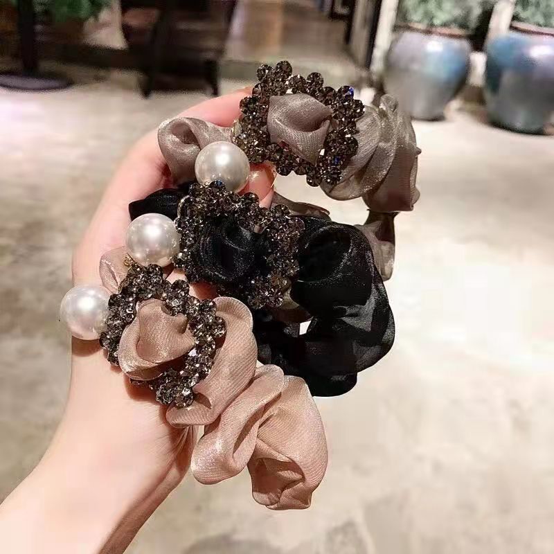 送料無料 シュシュ ヘアゴム ヘアアクセサリー レディース 女性用 ラインストーン ...