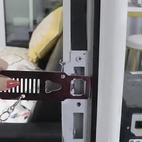 ポータブルドアロック 携帯用ドアロック 安全ロック 在宅ロック セルフロック 鍵 内カギ かぎ ドアストッパー チェーン 旅行 plusnao-10337252 Plus Nao サンプル画像3