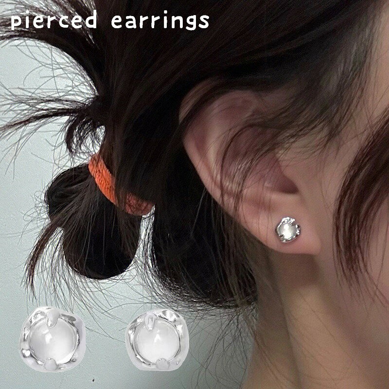 Rakuten - 送料無料 スタッドピアス ピアス レディース 女性 アクセサリー 耳飾り ラインストーン 半透明 シンプル 上品 おしゃれ きれいめ プレゼント ギフト 贈り物 デイリー フォーマル 両耳用 銀色 白