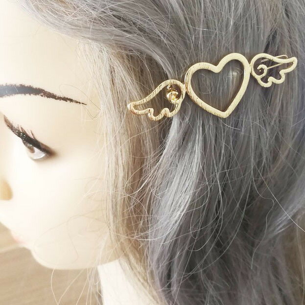 送料無料 ヘアクリップ ヘアアクセサリー レディース 髪留め 髪飾り ヘアアレンジ ハート 天使の羽 女性 女の子 まとめ髪 可愛い おしゃれ お出掛け プレゼント 誕生日 贈り物の商品画像 2