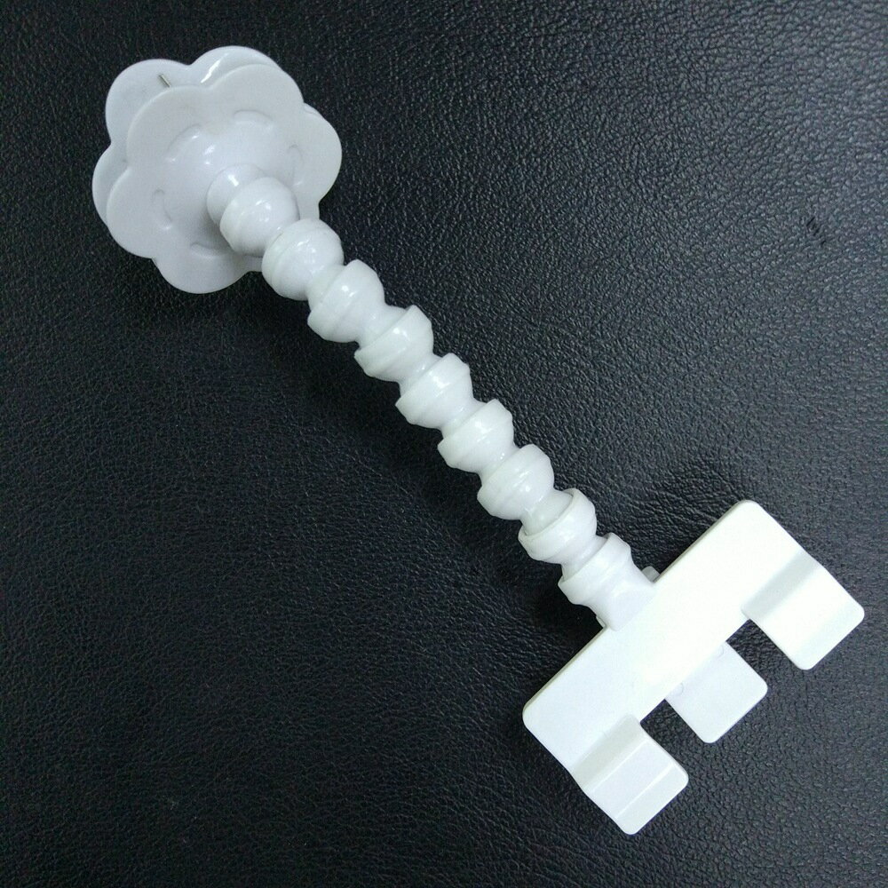 送料無料 ペット用自撮り棒 セルカ棒 セルフィスティック クリップ スマホ取り付け 犬 猫 ドッグ キャット カメラ目線 撮影 角度調節可 グースネック フレキシブルアーム