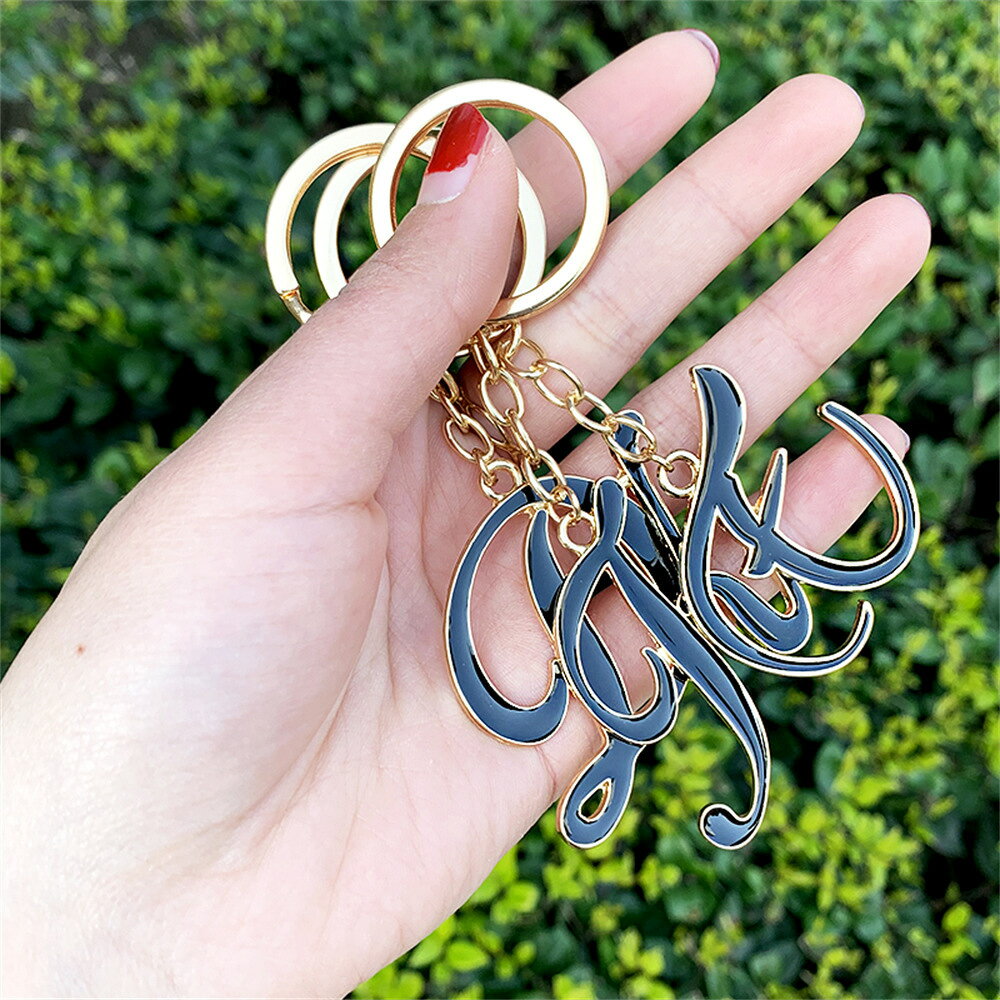 送料無料 キーホルダー バッグチャーム アルファベット イニシャル キーチャーム ...