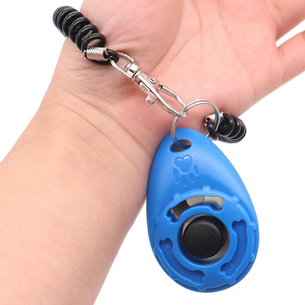 Plus Naoの送料無料 ペット用クリッカー ペット用品 犬 イヌ トレーニング 訓練 しつけ おすわり ストラップ付き 室内 屋外 かわいい カラバリ豊富｜アングル2