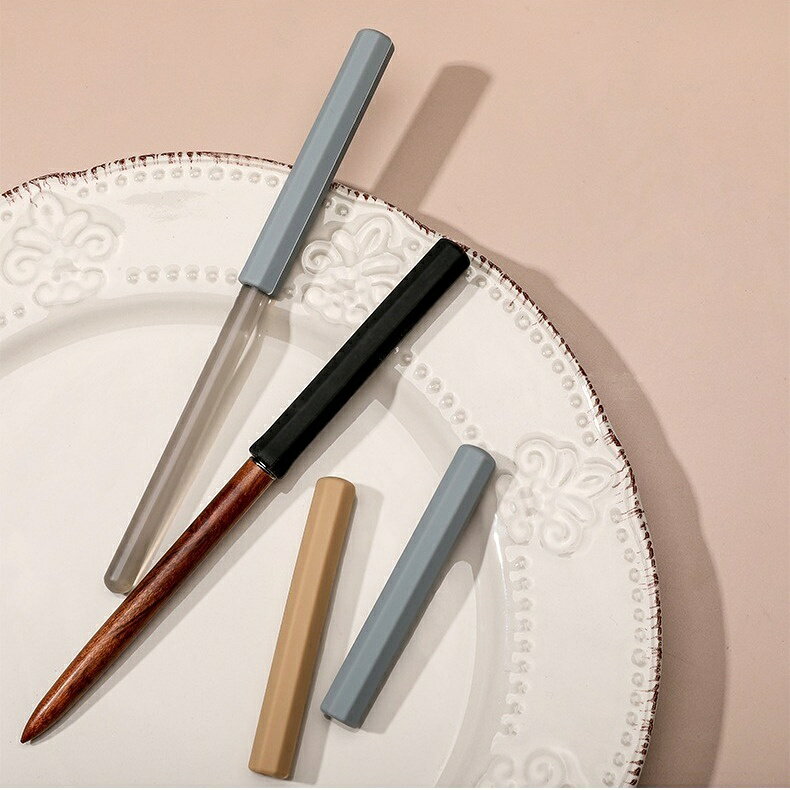 送料無料 ブラシキャップ 3本セット シリコン製 ネイル用品 ジェルネイル 筆キャッ...