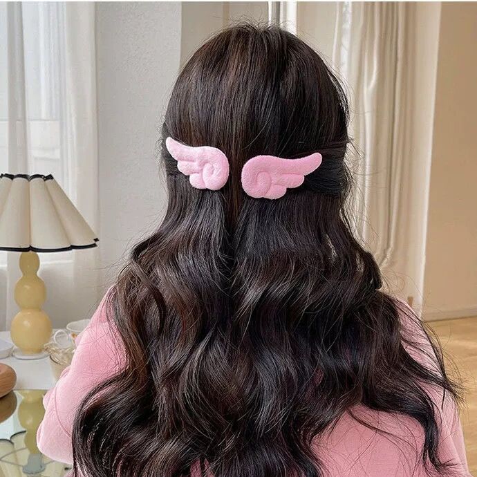 送料無料 ヘアクリップ 1ペア 2個入り レディース ヘアアクセサリー くちばしクリップ 天使の羽 天使 エンジェル 羽 はね かわいい おしゃれ 個性的 ユニーク 大人女子 女子 女性の商品画像 2