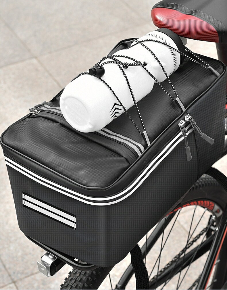 Plus Naoの送料無料 自転車用リアバッグ 12L 15L 反射材入り ファスナー 面ファスナー マジック テープ 防水 自転車用品 シンプル 荷台用 大容量｜アングル3