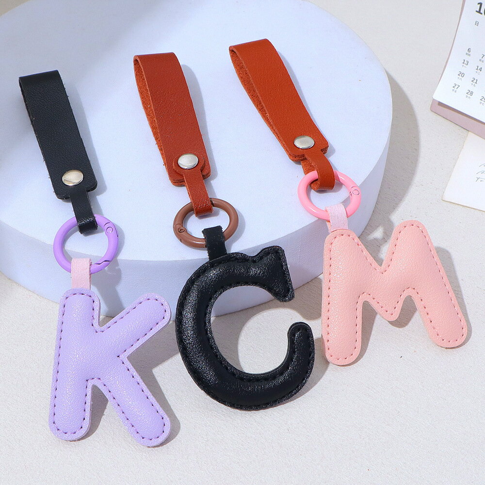 送料無料 キーホルダー バッグチャーム AからM 飾り アルファベット イニシャル レ...