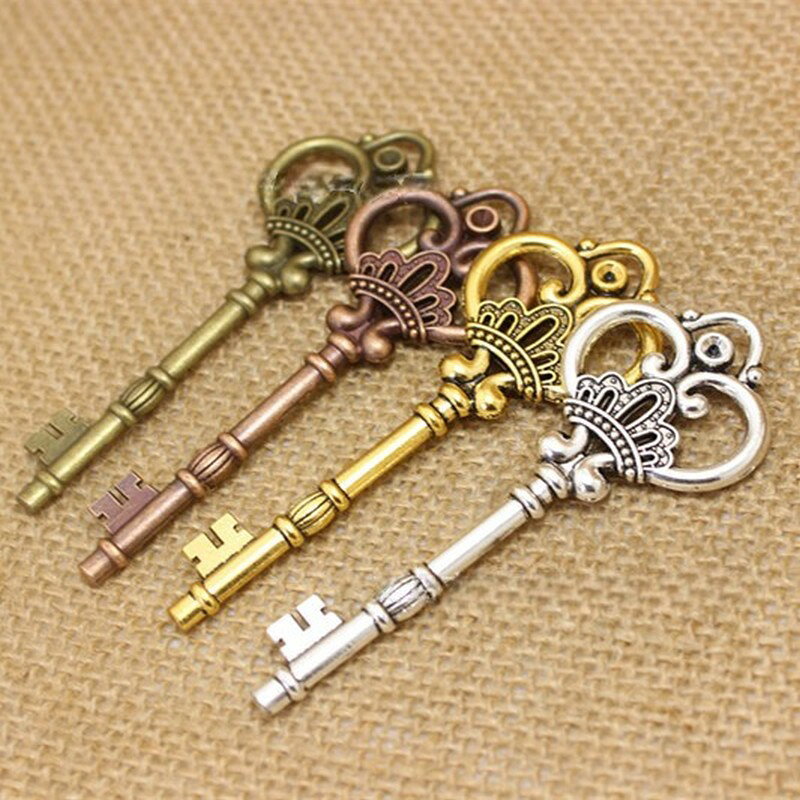 送料無料 チャーム アンティークキー チャーム 同色4個セット キーモチーフ パーツ アクセサリー DIY レジン ネックレス キーホルダー ペンダントトップ カギ 鍵 アンティーク調 ハンドメイドパーツ アクセサリパーツ 手芸用品 メタル 金属 クラフト おしゃれ かわいい 部品の商品画像 2