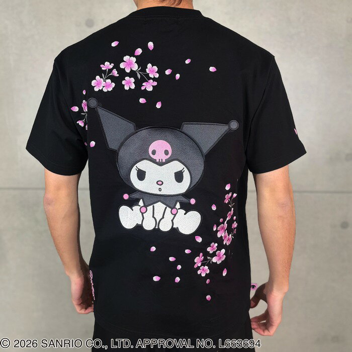 樂天商城 - 半袖Tシャツ 桜 クロミちゃん 柄 おすわり 刺繍 262090 絡繰魂 × KUROMI コラボ からくりたましい クロミちゃん サンリオ