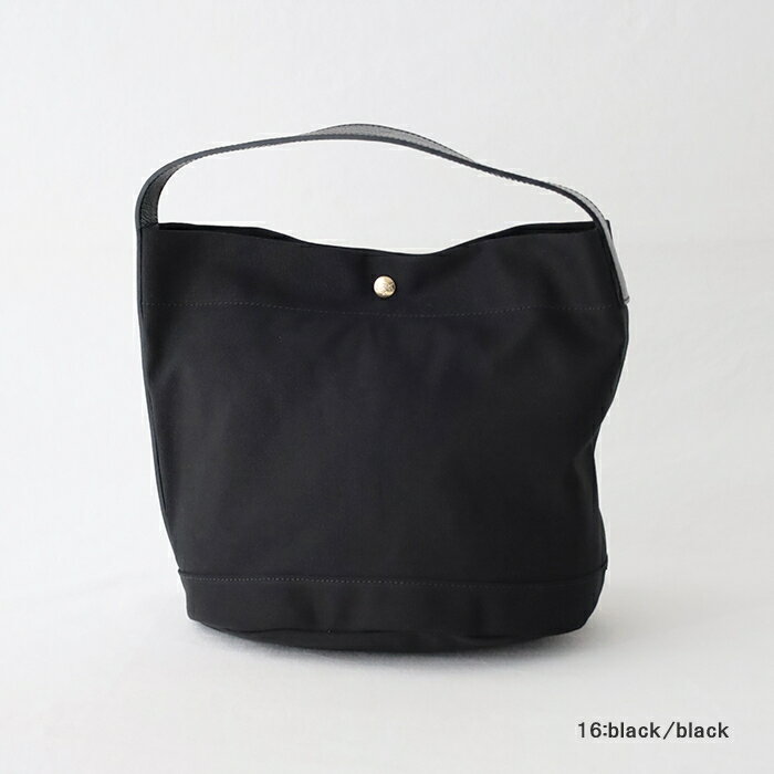 ★美品★イルビゾンテ オールレザー ハンドバッグ 鏡付き ブラック 保存袋付き ☆美品☆イルビゾンテ オールレザー ハンドバッグ 鏡付き