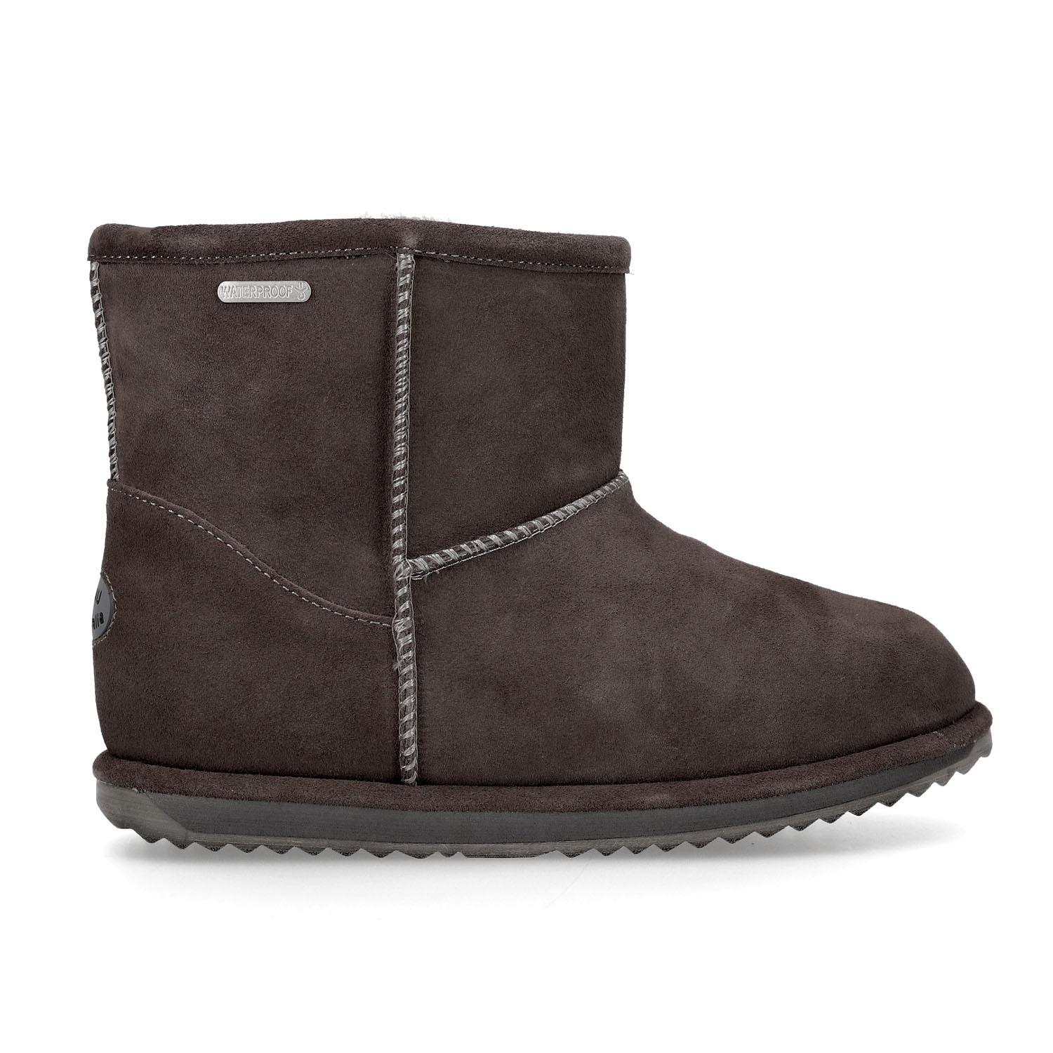 他店舗でも併売しているため、一部在庫切れが起きる場合がございます。そのため一部取り寄せとなり、遅延やキャンセルとなる場合がございます。簡易梱包での発送になります、衣類やぬいぐるみ等は圧縮後の発送になります。