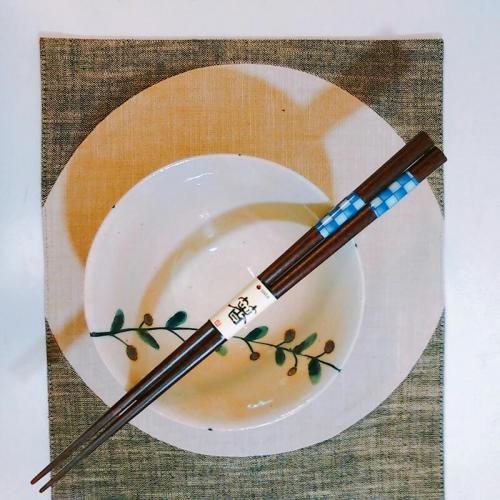 箸 ビーズ 藍 菊華 木製 (天然木) 23cm / 皿は別売りです