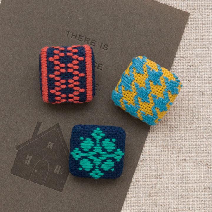 オリムパス製絲(Olympus Thred) こぎんキット くるみボタン四角 モダン 3cm×3cm OLY-G70