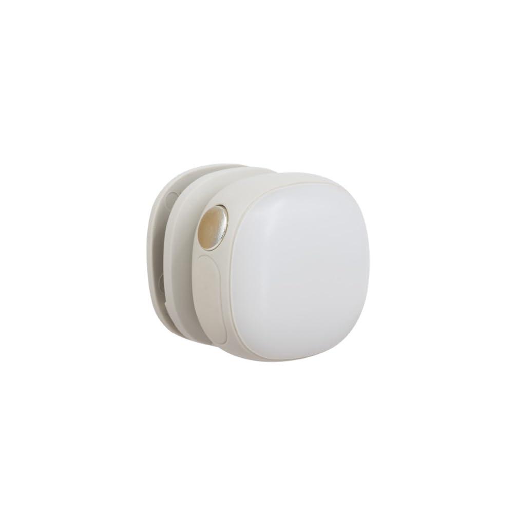 ムサシ(MUSASHI) 充電式 護衛さんライト ニュアンスホワイト クリップ式 20g USB充電 防犯 ハンディライト 小型 懐中電灯 フラッシュライト 看護師 夜勤 2時間充電で最大18時間使用可 WRC-10NW