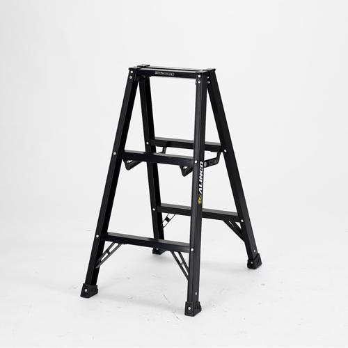 0.82m軽量脚立(アルミ製) 468(W)×126(D)×870(H)mm