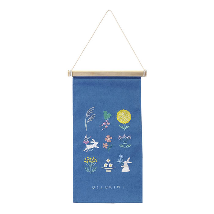 タペストリー おしゃれ 季節 インテリア 刺繍タペストリー お月見 薄群青色