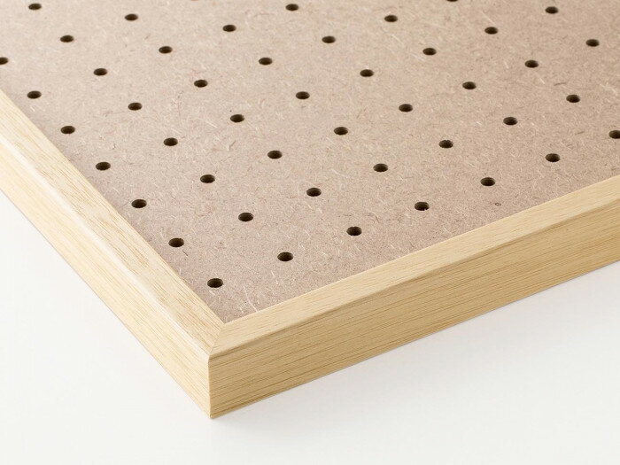 有孔ボードパネル 600角 ナチュラル