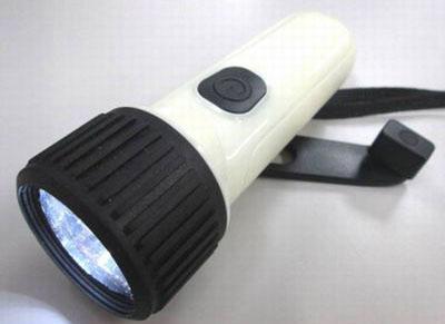防災ライト 手動　手回し 懐中電灯　手回しライト 充電　防災用手回しライトのサムネイル