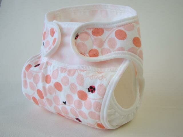 【訳あり特価】【送料無料・定形外郵便・代引不可】てんとう虫柄おむつカバー 11-11052 50cm