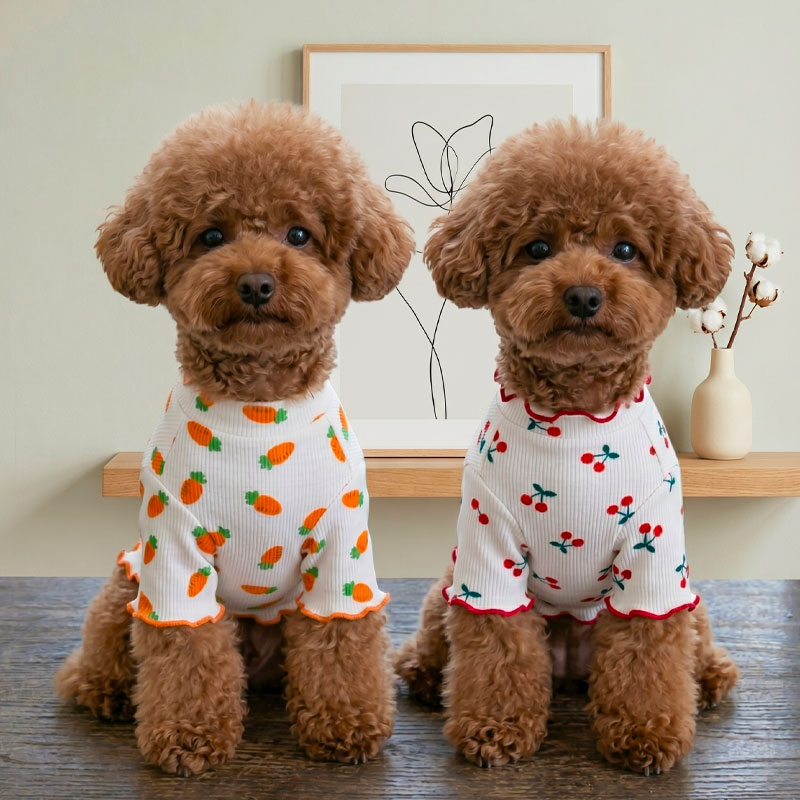 乐天商城 - 【伸縮性抜群】 犬服 春 夏 秋 キャロット チェリー フリル プルオーバー 【全2柄】 ドッグウェア 犬 服 猫服 ペット服 リブニット シャツ 傷なめ防止 毛落ち防止 可愛い おしゃれ 小型犬 中型犬 トイプードル チワワ マルチーズ ビションフリーゼ