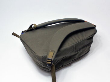 【FJALLRAVEN/フェールラーベン】Raven 20L・デイバッグ・G-1000素材/dark olive　（スウェーデンの老舗アウトドアブランド・容量20L・スペシャルプライス！）